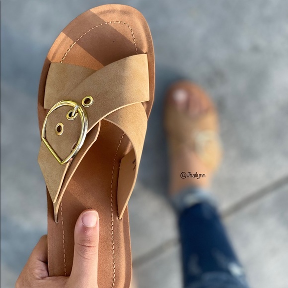 Fabutiq Shoes - Nude/Natural criss cross sandal